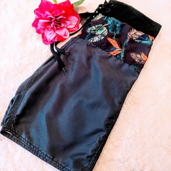 Adam Levine swim trunks shorts swimwear small - Picture 2 of 4